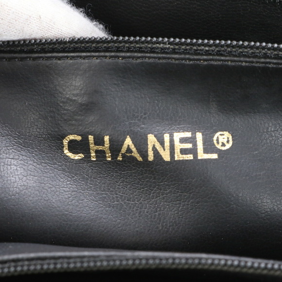 Chanel Matelasse Gold Double Chain Shoulder Bag - Picture 14 of 15